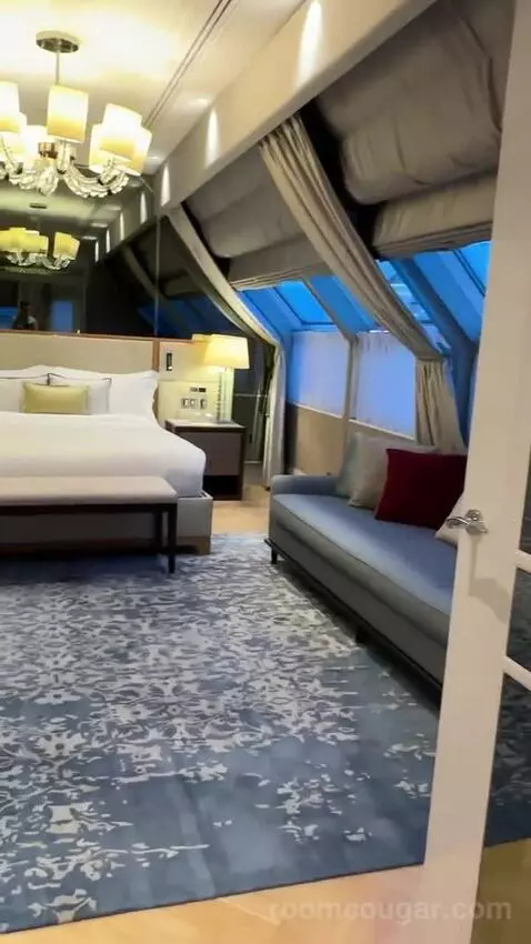 Royal Suite, Club Lounge Access, 1 Bedroom Suite, 1 King bed picture #3