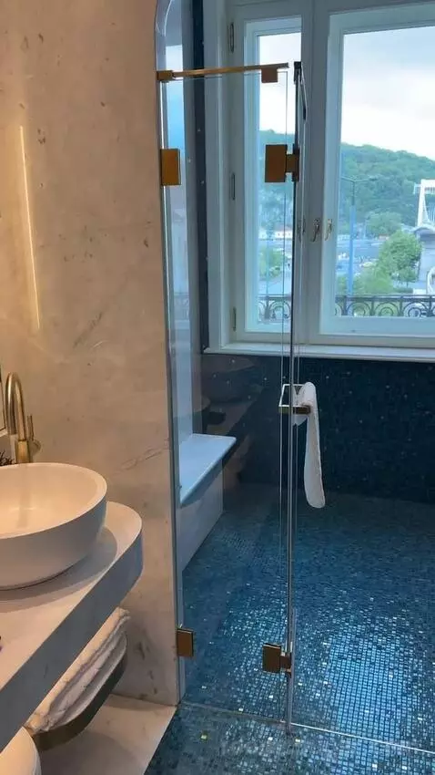 King Room with River View picture #21