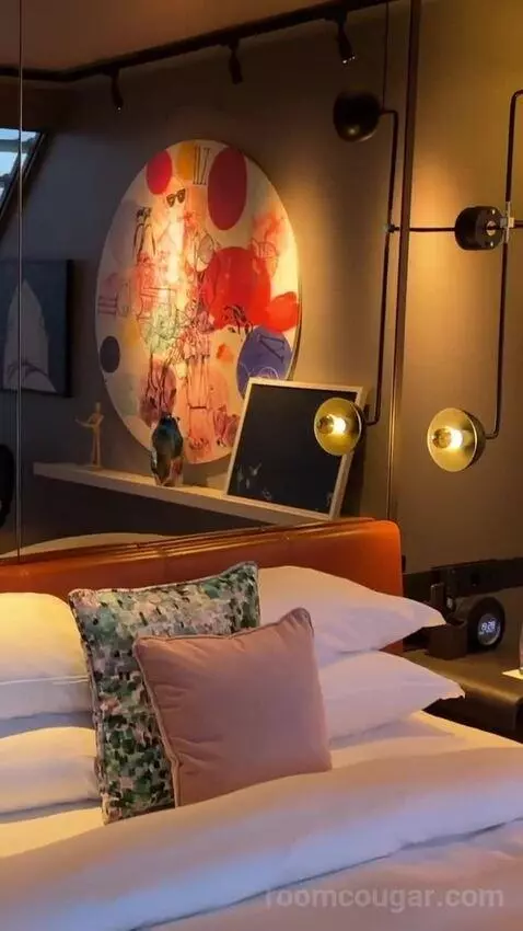 Loft Room Danube View, Guest Room, 1 King, Danube River View bed picture #12