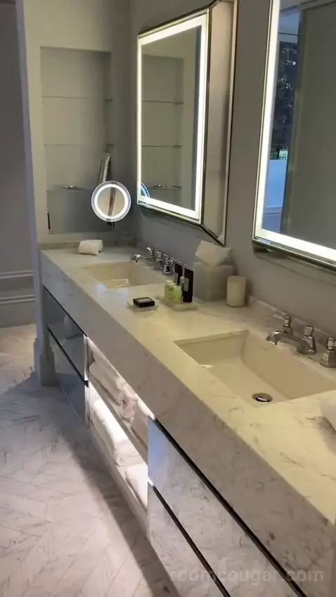 Studio, Suite, 1 King bathroom picture #10