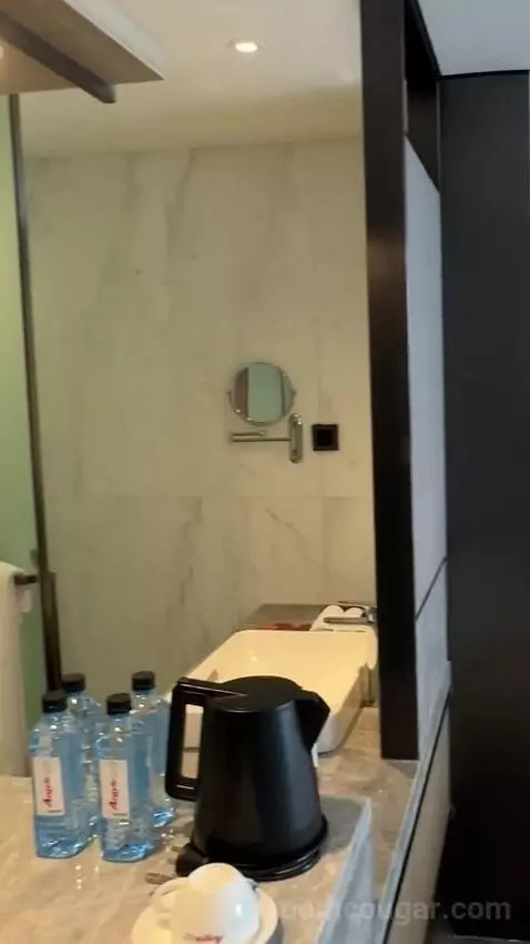 Superior Twin Room bathroom picture #11