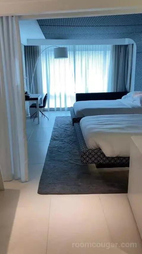 Spectacular Queen bed picture #5