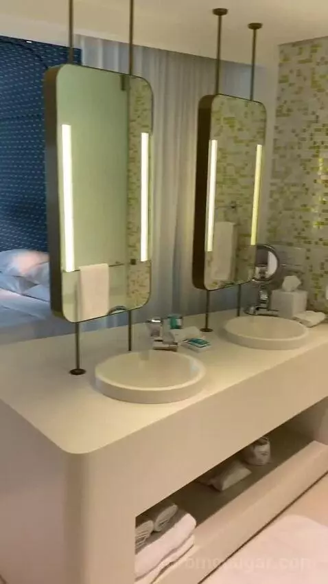 Spectacular Queen bathroom picture #10