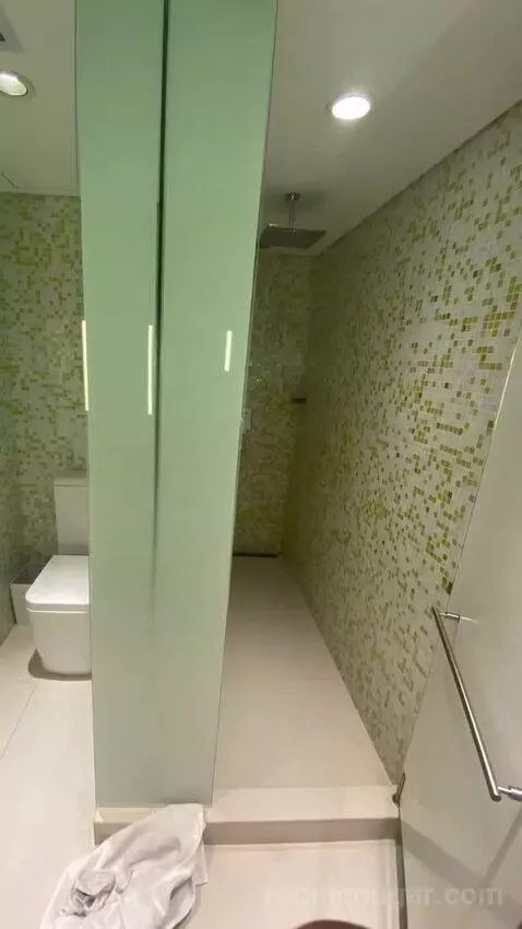 Spectacular Queen bathroom picture #4