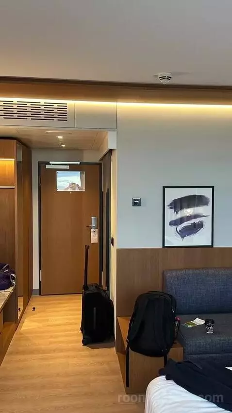 Skyline View, Guest Room, 2 Twin, High Floor bed picture #6