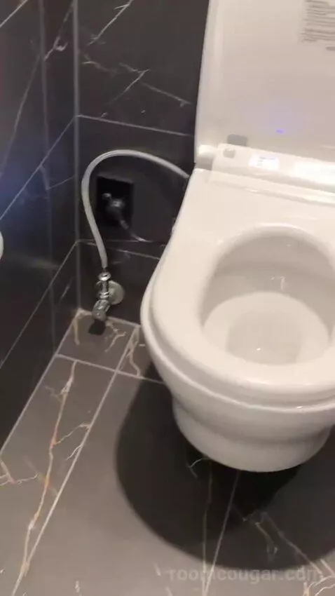 Fabulous (42sqm), Guest Room, 2 Double, City View bathroom picture #9