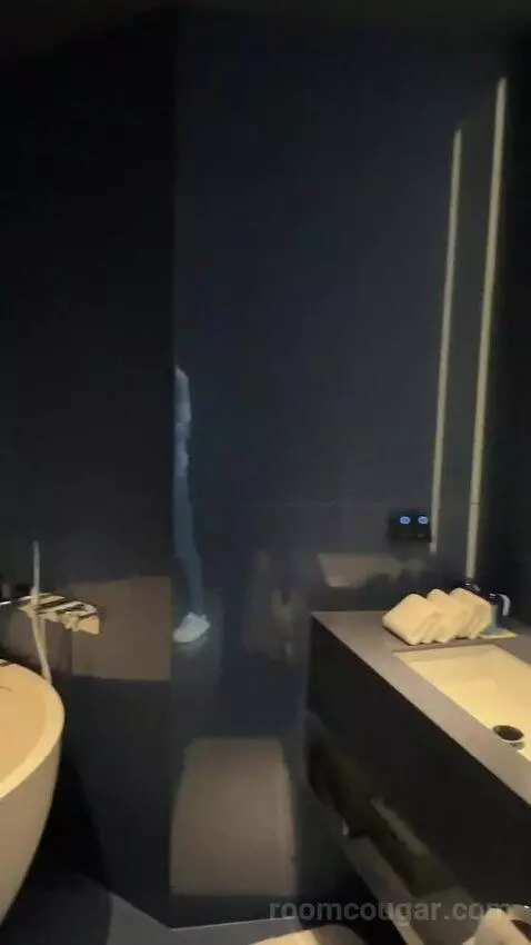 Spectacular Room, Guest Room, 1 King, Darling Harbour View bathroom picture #9