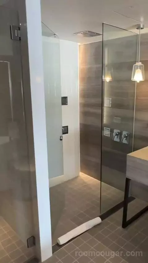 Harbour Suite, Suite, 1 King, Water View bathroom picture #5