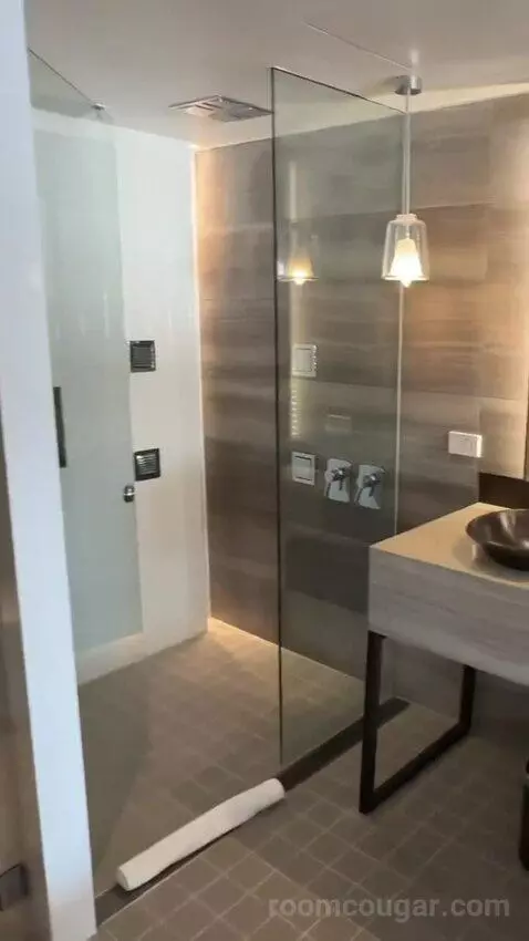 Harbour Suite, Suite, 1 King, Water View bathroom picture #7