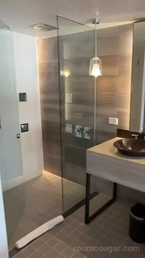 Harbour Suite, Suite, 1 King, Water View bathroom picture #8