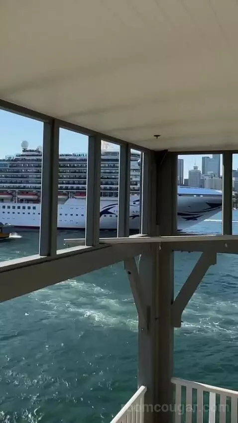 Harbour Suite, Suite, 1 King, Water View view picture #5