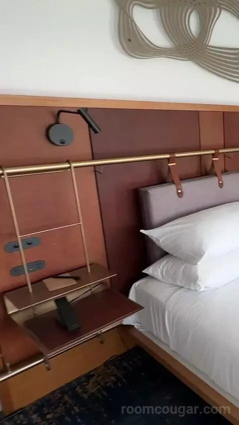 Vice Admiral Suite, Suite, 1 King, Bridge View bed picture #2