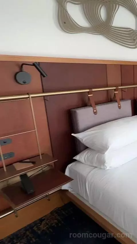 Vice Admiral Suite, Suite, 1 King, Bridge View bed picture #3