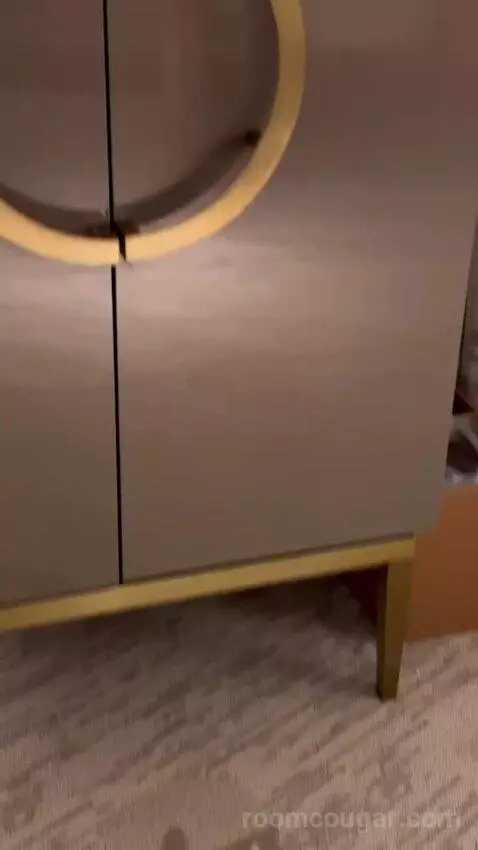 1 Bedroom Suite, 1 King picture #20