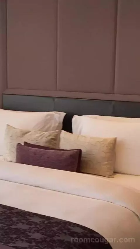 1 King Bed, Paseo De La Reforma Avenue View, Butler Service, Astor Suite bed picture #7