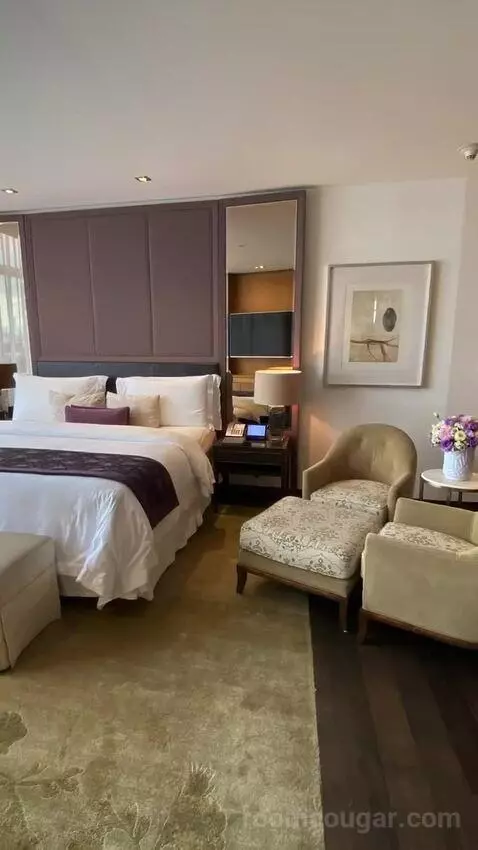 1 King Bed, Paseo De La Reforma Avenue View, Butler Service, Astor Suite bed picture #9