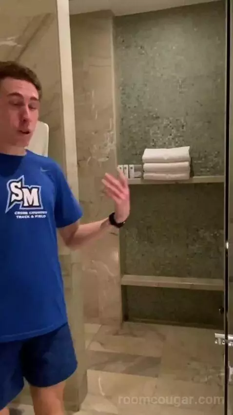 Executive Butler Service, Executive Suite, 1 King bathroom picture #4