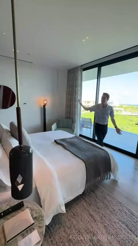 Atlas Suite, 1 King, Ocean View, Outdoor Bathtub, Corner Room, Terrace (#327) bed picture #3