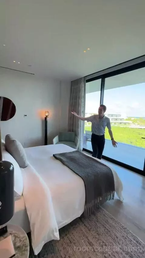 Atlas Suite, 1 King, Ocean View, Outdoor Bathtub, Corner Room, Terrace (#327) bed picture #5