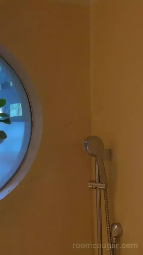Double Room with Two Double Beds - Beachfront bathroom picture #1