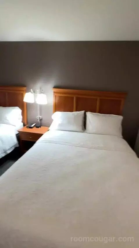 Queen Room with Two Queen Beds (#208) bed picture #4