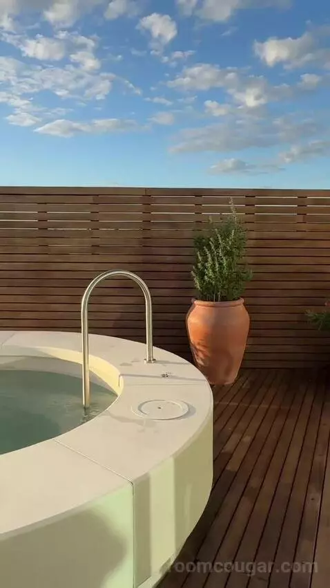 Sky Rooftop Villa bathroom picture #2