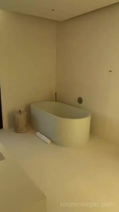 Sky Rooftop Villa bathroom picture #7
