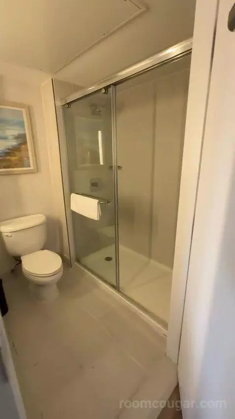 Queen Room with Two Queen Beds and Ocean View (#202) bathroom picture #3