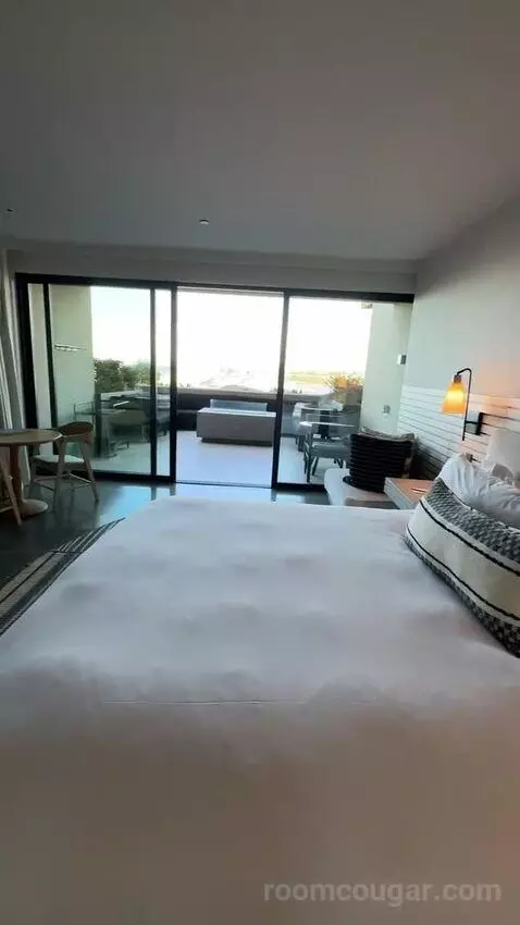 One King Bed Coastline View with Firepit bed picture #12