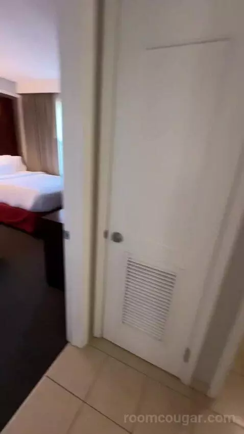 1 Bedroom Suite 2 Double, Sofa Bed (#300) bed picture #1