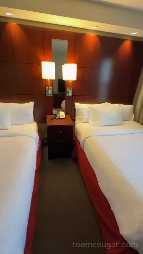 1 Bedroom Suite 2 Double, Sofa Bed (#300) bed picture #10