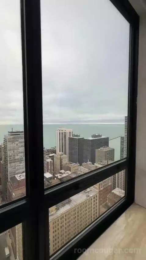 Lakeside Suite, 1 Bedroom Suite, 1 King, Sofa Bed, Lake Michigan View (#2907) view picture #9