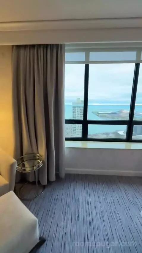 Lakeside Suite, 1 Bedroom Suite, 1 King, Sofa Bed, Lake Michigan View (#2907) bed picture #6