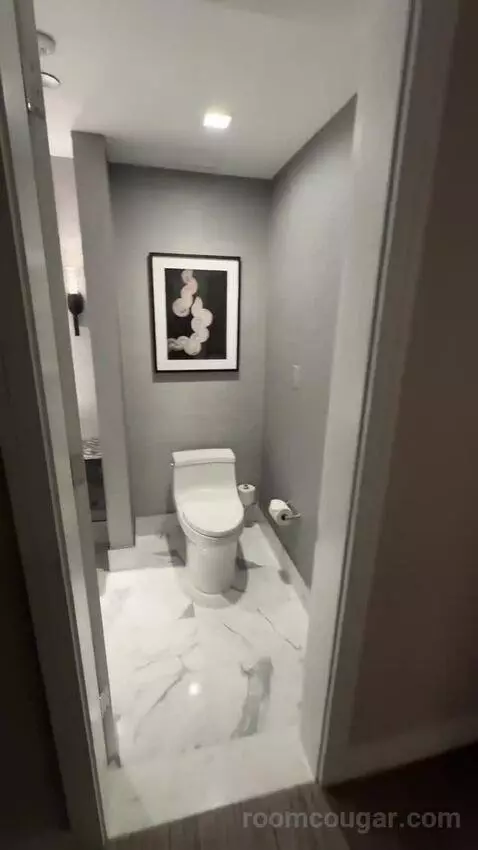 Gold Coast Suite (#3001) bathroom picture #3