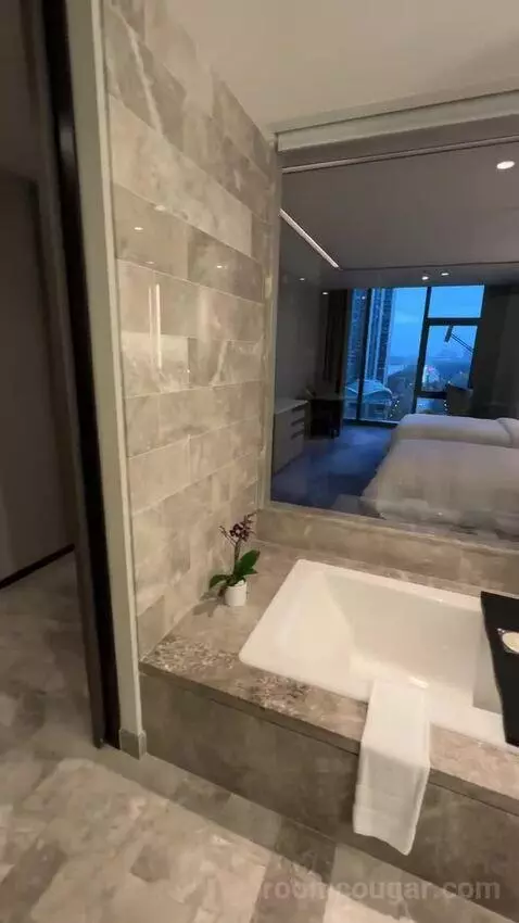 Superior Queen Room with Two Queen Beds bathroom picture #10