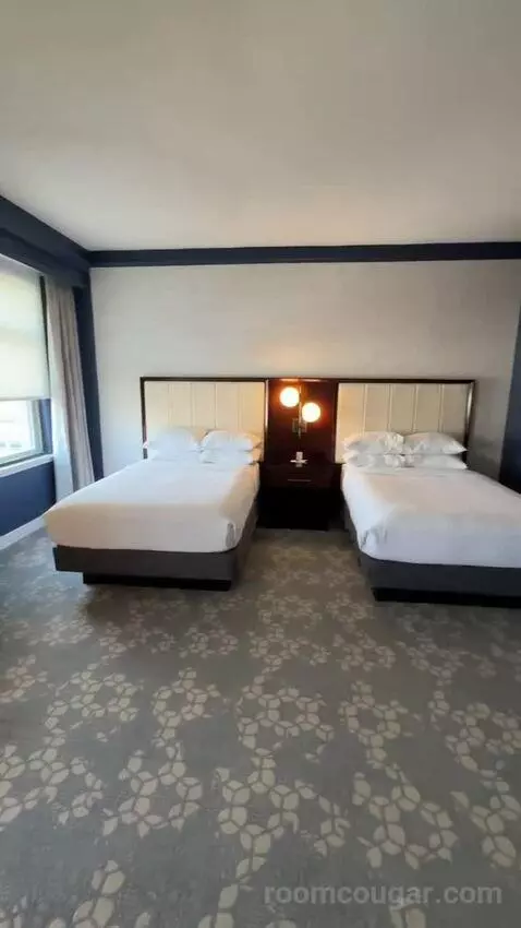 Guest Room with Two Double Beds (#718) bed picture #2