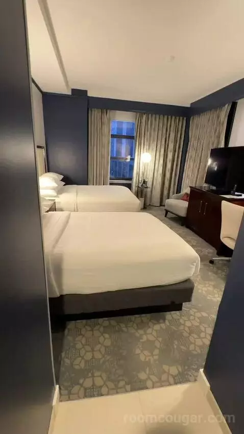 2 Double Beds, Corner, Guest Room (#342) bed picture #2