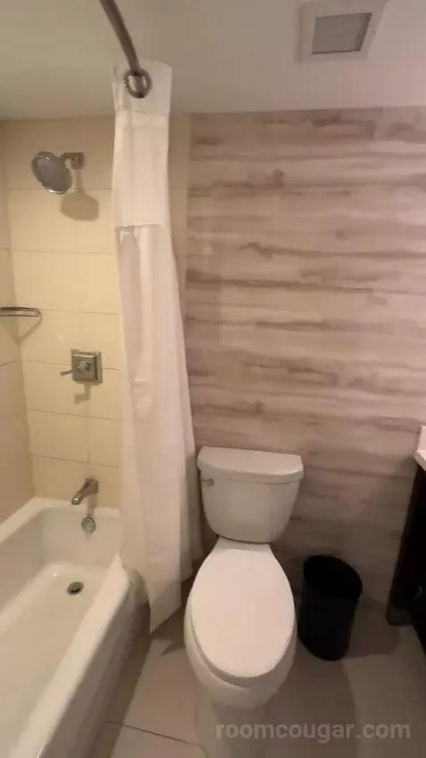2 Double Beds, Corner, Guest Room (#342) bathroom picture #6
