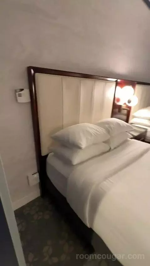 2 Double Beds, Corner, Guest Room (#342) bed picture #6
