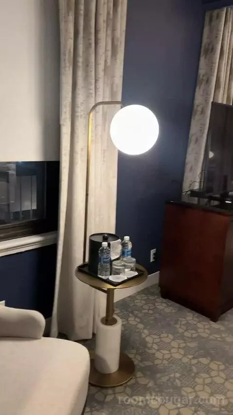 2 Double Beds, City View, Corner, Junior Suite (#710) picture #13