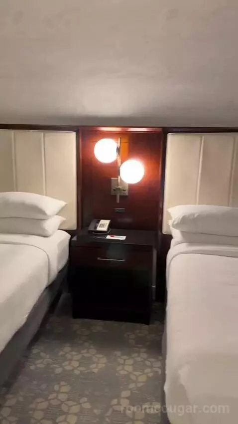 2 Double Beds, City View, Corner, Junior Suite (#710) bed picture #2