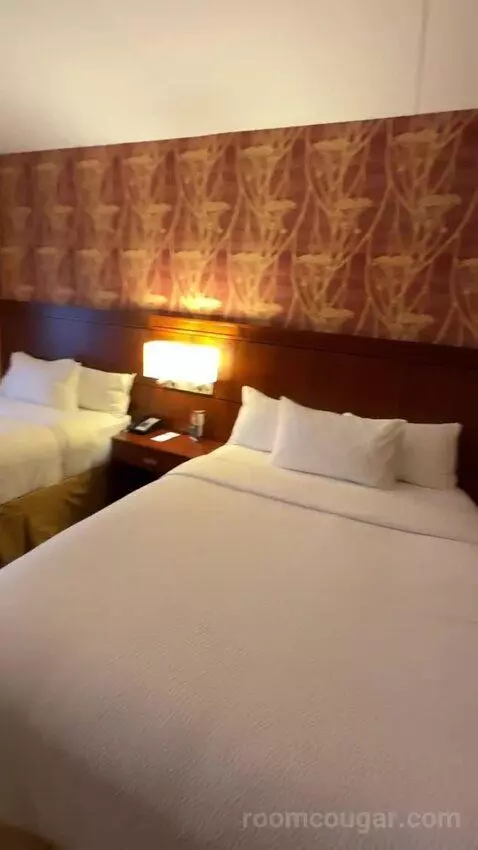 Queen Room with Two Queen Beds - City View (#568) bed picture #6
