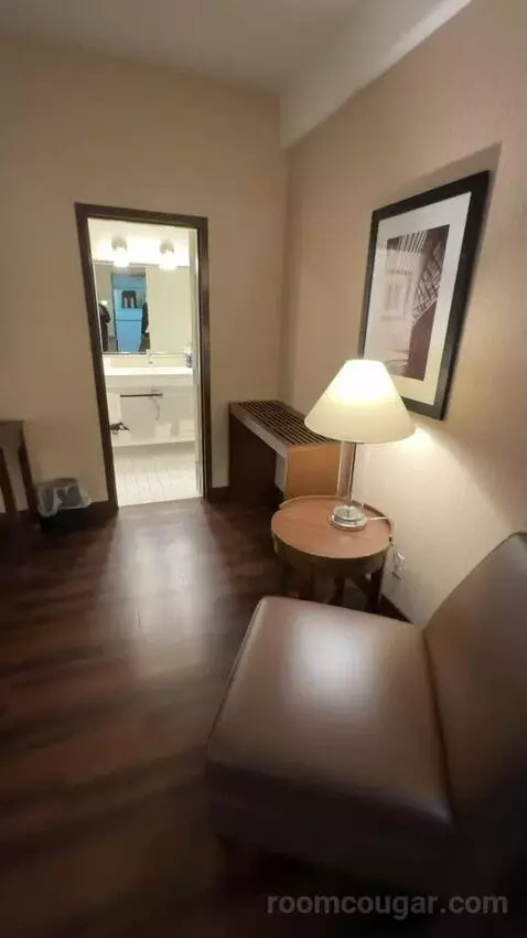 Junior Suite, 2 Queen, Poolside (#273) picture #5