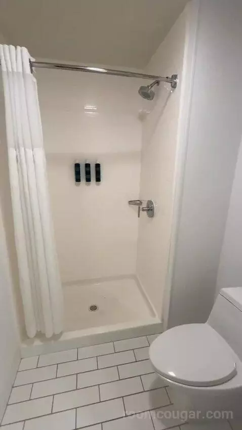 Junior Suite, 2 Queen, Poolside (#273) bathroom picture #7