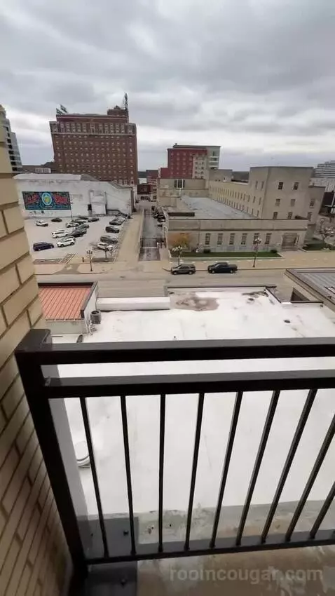 Guest Room, 1 King, Balcony (#655) view picture #1