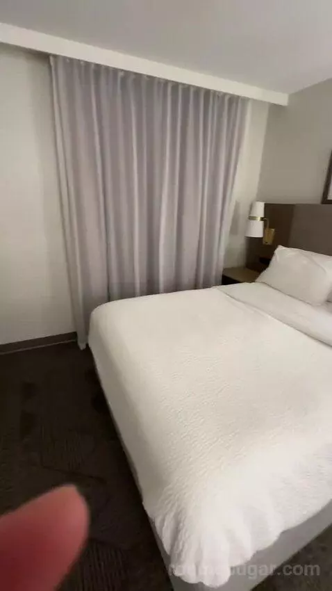2 Bedroom Suite, 1 King, 1 Queen (#220) picture #9