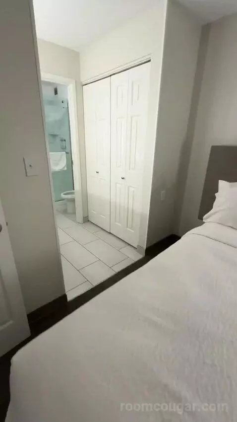 2 Double 1 Bedroom Suite (#307) bed picture #10