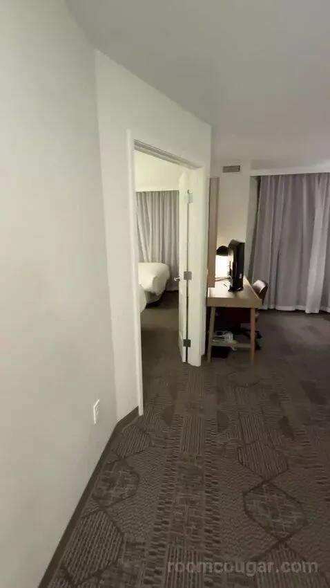 2 Double 1 Bedroom Suite (#307) bed picture #2