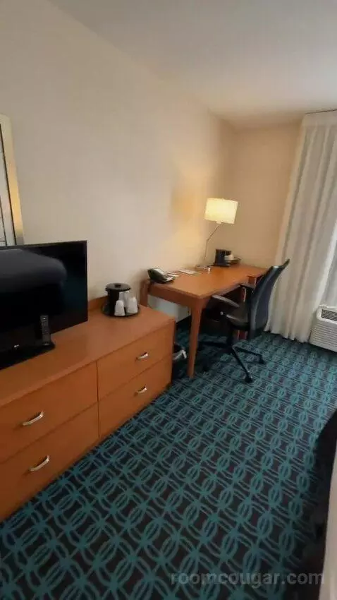 King Room (#203) picture #15