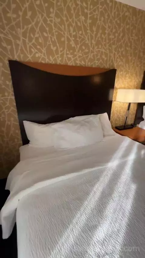 Queen Room with Two Queen Beds (#205) bed picture #1